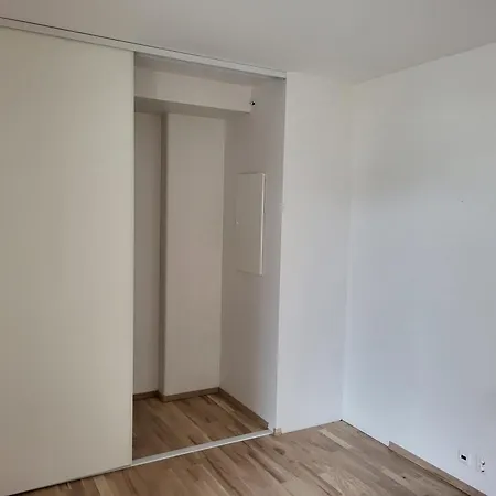 - One-bedroom Leilighet